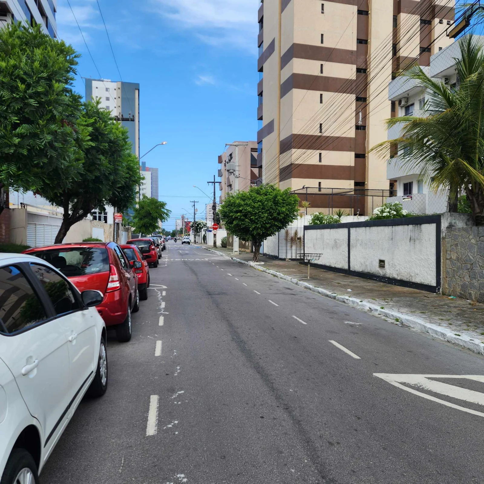 Apartamento em Manaíra com 3 Quartos sendo 1 Suíte + DCE , Elevador e Piscina
