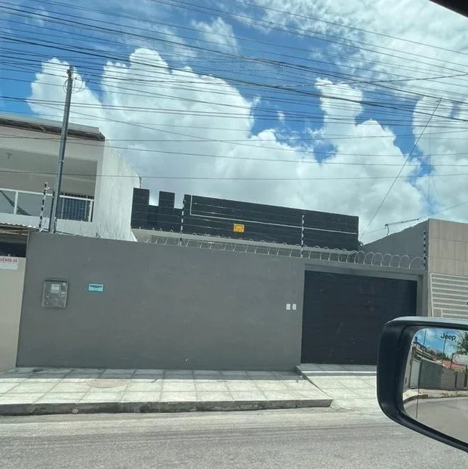 Casa no Jardim Cidade Universitária com 3 Quartos sendo 1 Suíte
