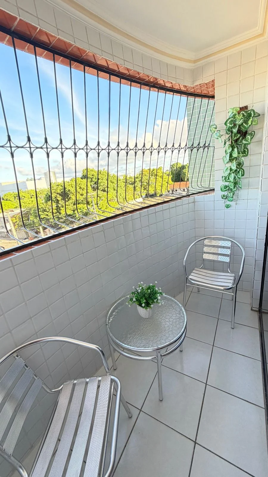 Apartamento nos Bancários com 3 Quartos sendo 1 Suíte