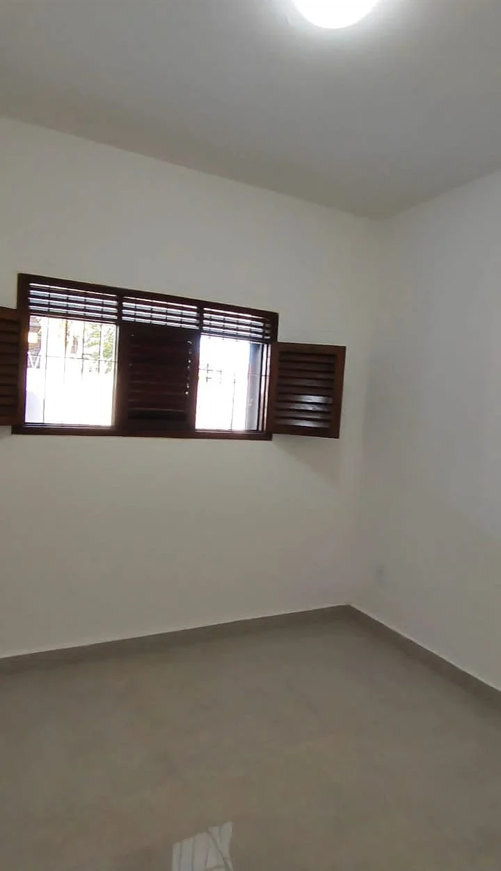 Casa no Jardim Cidade Universitária com 3 Quartos sendo 1 Suíte