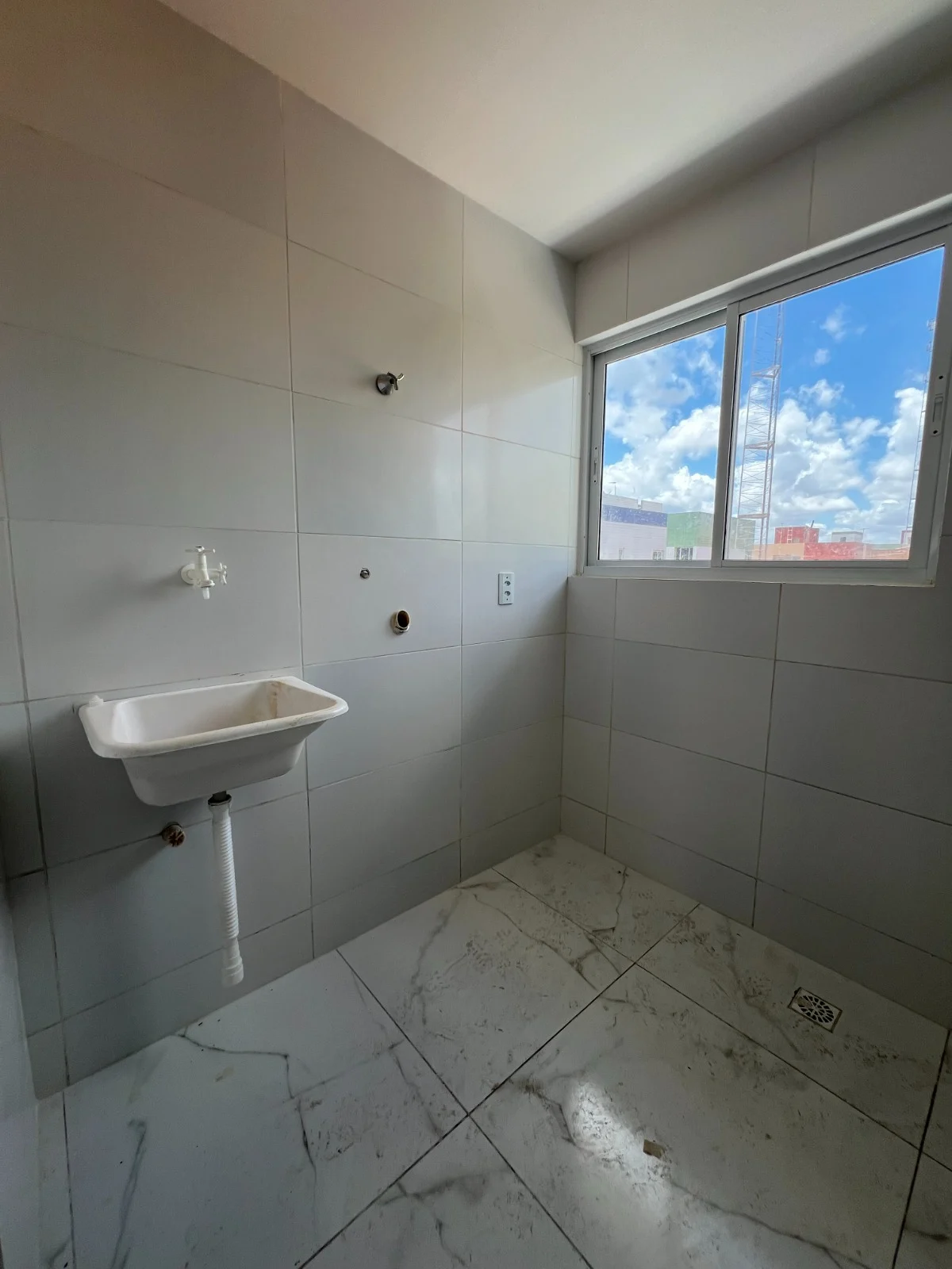 Apartamento no Novo Geisel com 2 Quartos sendo 1 Suíte