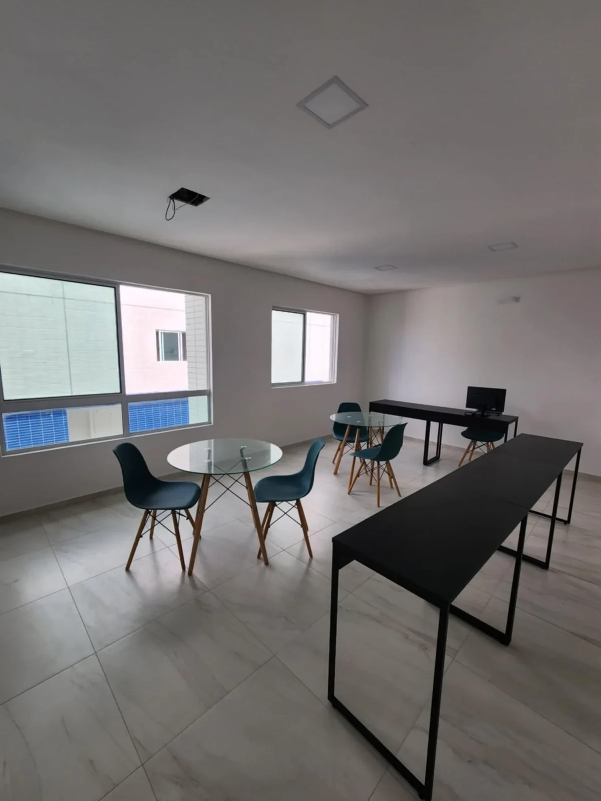 ALUGO Apartamento no Altiplano com 2 Quartos sendo 1 Suíte, Elevador e Lazer Completo R$ 3.000,00*