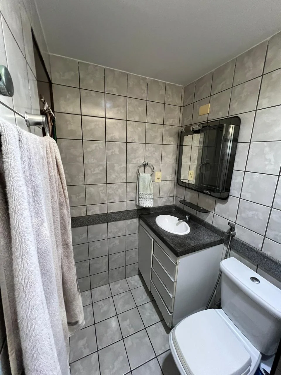 Apartamento no Jardim Cidade Universitária com 3 Quartos sendo 1 Suíte, 2 Vagas, 75m²
