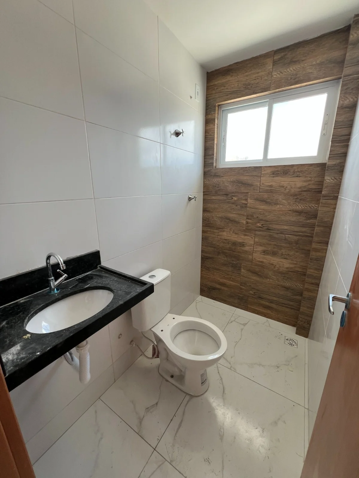 Apartamento no Novo Geisel com 2 Quartos sendo 1 Suíte