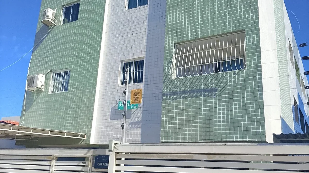 Apartamento no Jardim Cidade Universitária com 3 Quartos sendo 1 Suíte