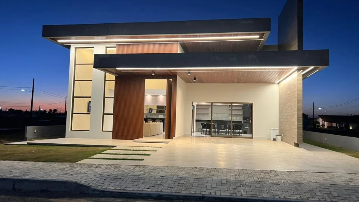 Excelente Casa em Bananeira em Condomínio Fechado com 4 Suítes, Lazer