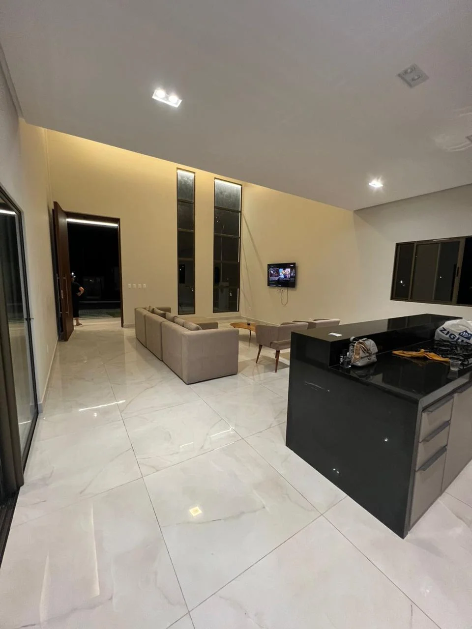 Excelente Casa em Bananeira em Condomínio Fechado com 4 Suítes, Lazer