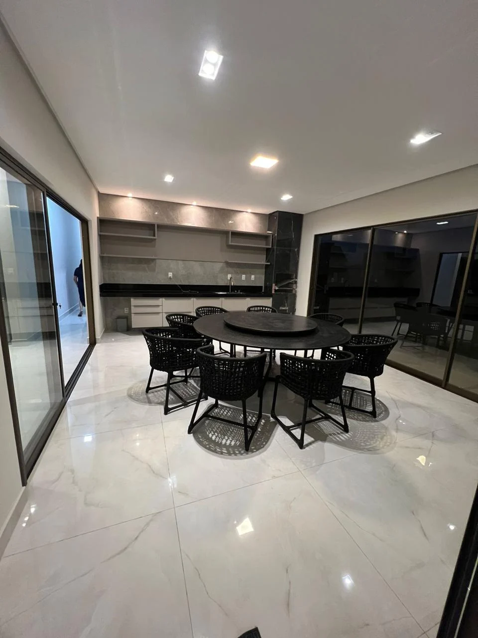 Excelente Casa em Bananeira em Condomínio Fechado com 4 Suítes, Lazer