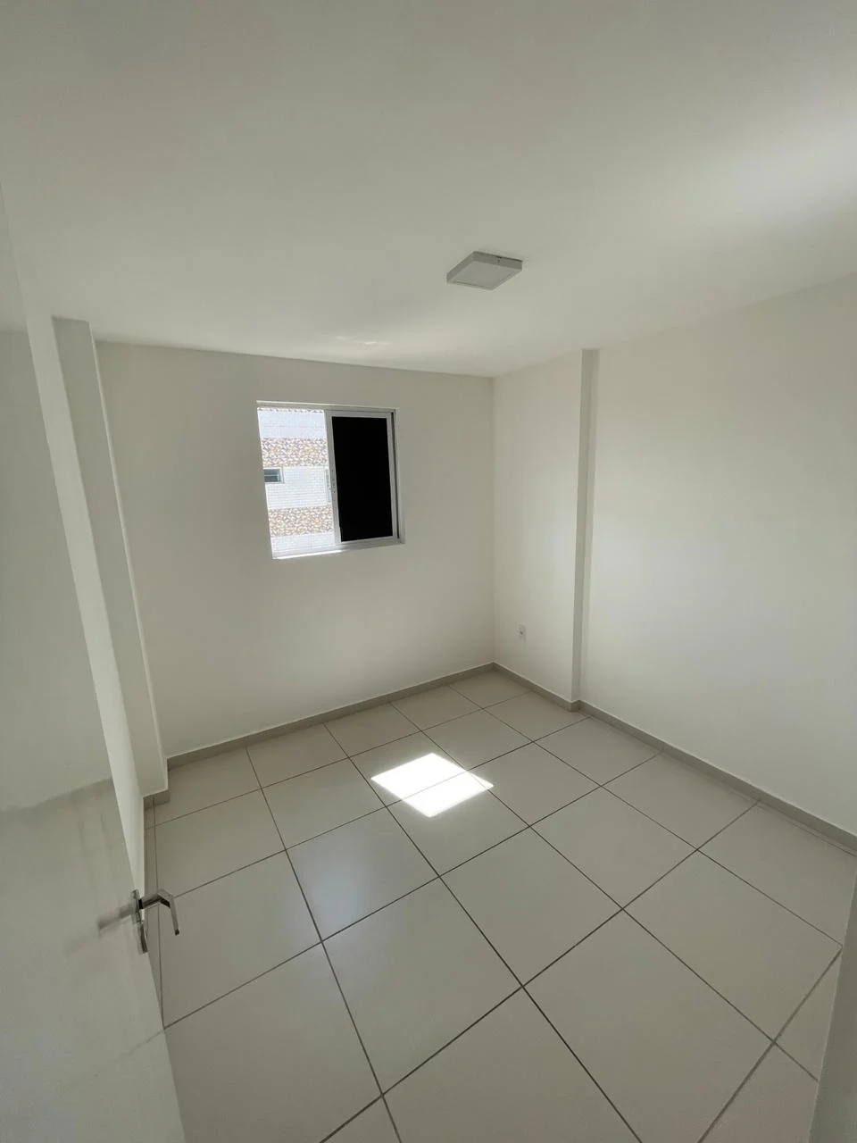 Apartamento no Muçumagro/Valentina com 2 Quartos com Piscina