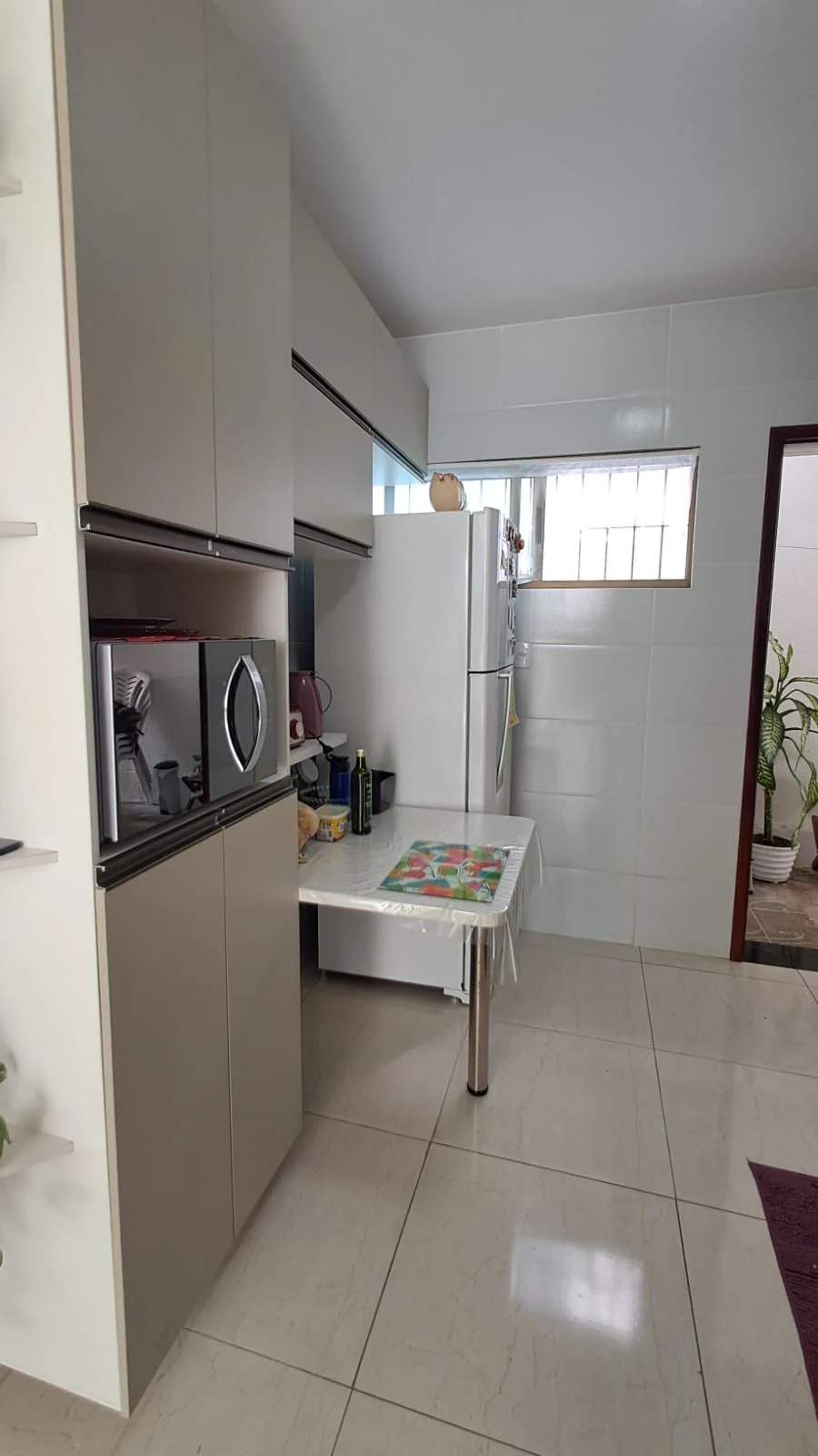 Apartamento no Jardim Cidade Universitária com 3 Quartos sendo 1 Suíte, Térreo com Área 135m²