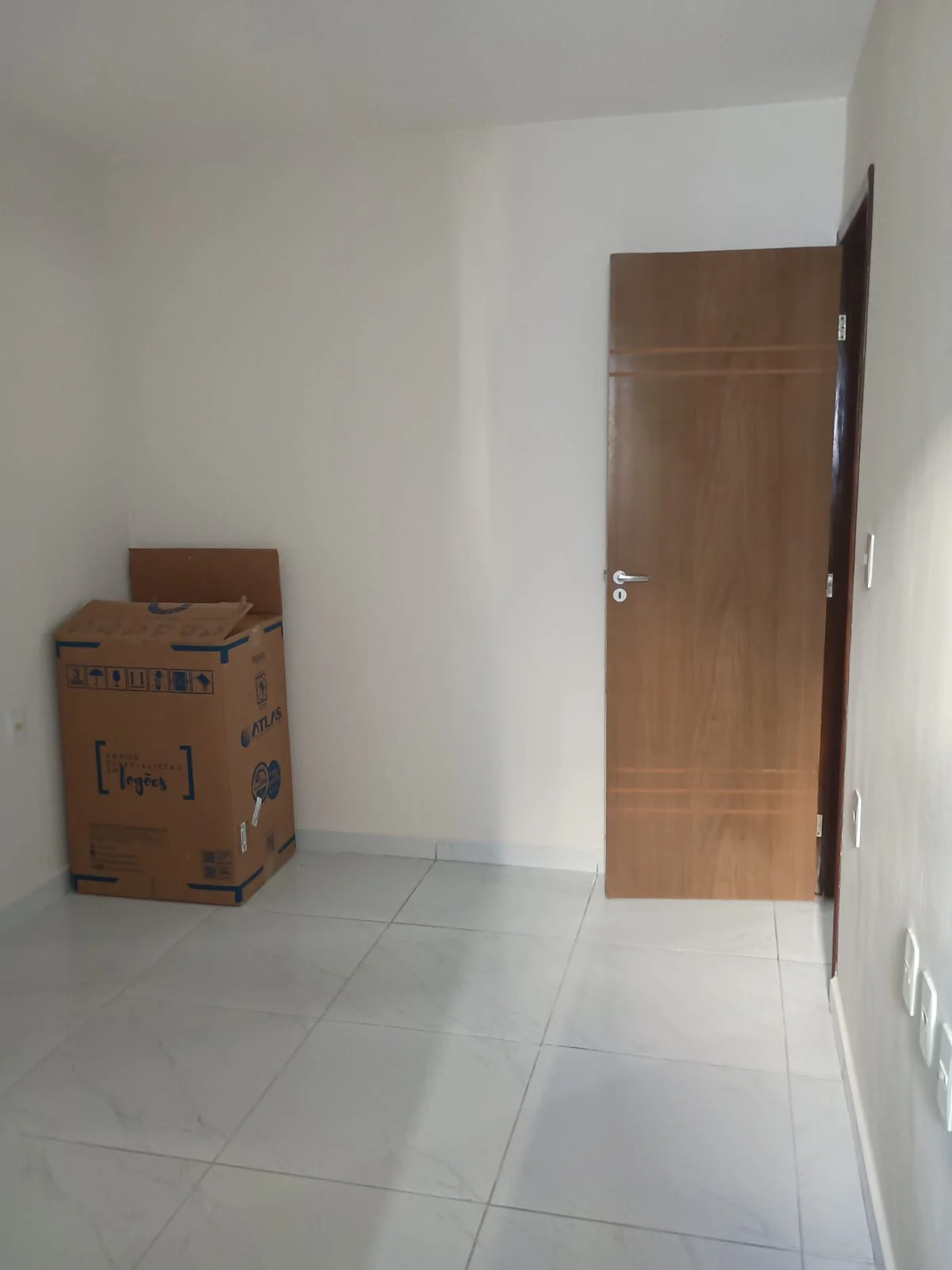 Apartamento no Parque do Sol/Valentina com 2 Quartos sendo 1 Suíte