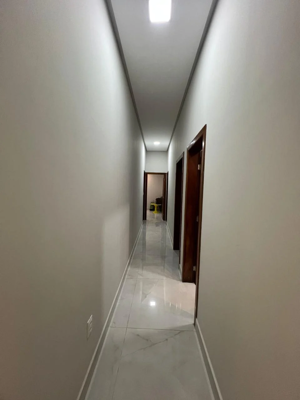 Excelente Casa em Bananeira em Condomínio Fechado com 4 Suítes, Lazer