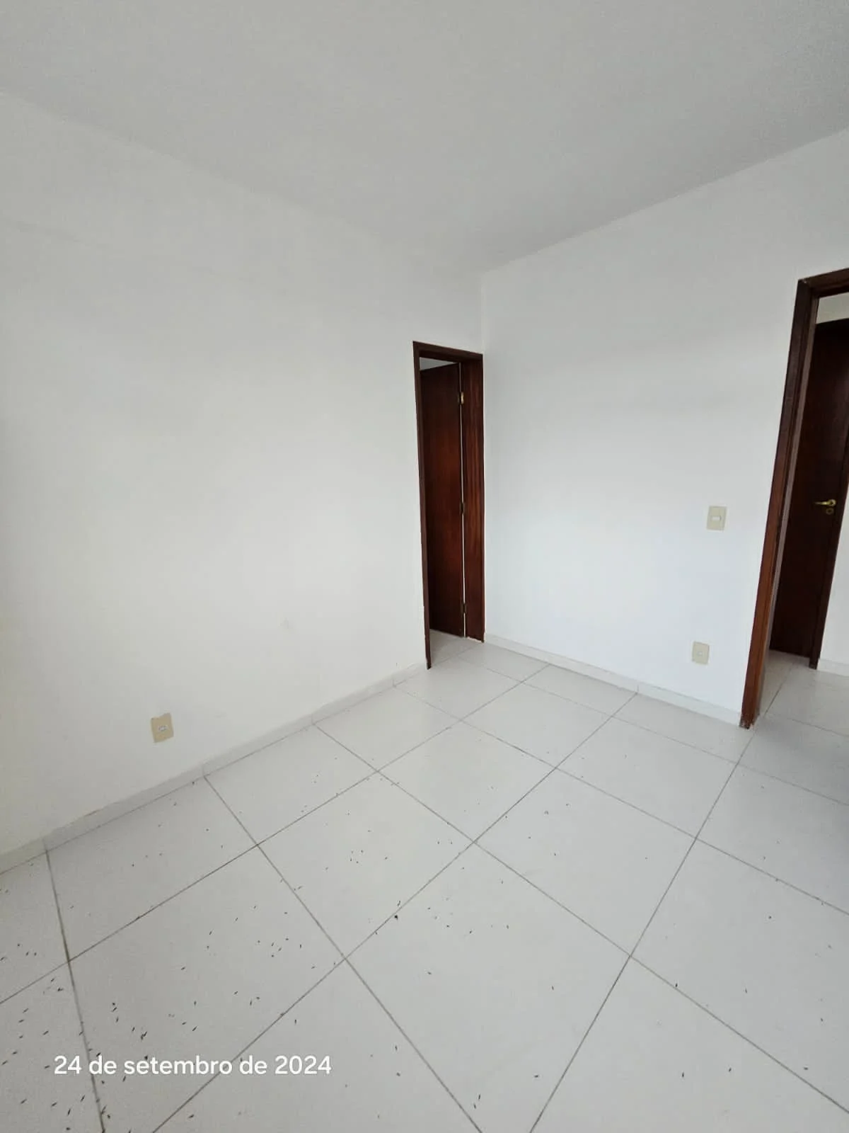 Apartamento Térreo no Jardim Cidade Universitária com 3 Quartos sendo 1 Suíte