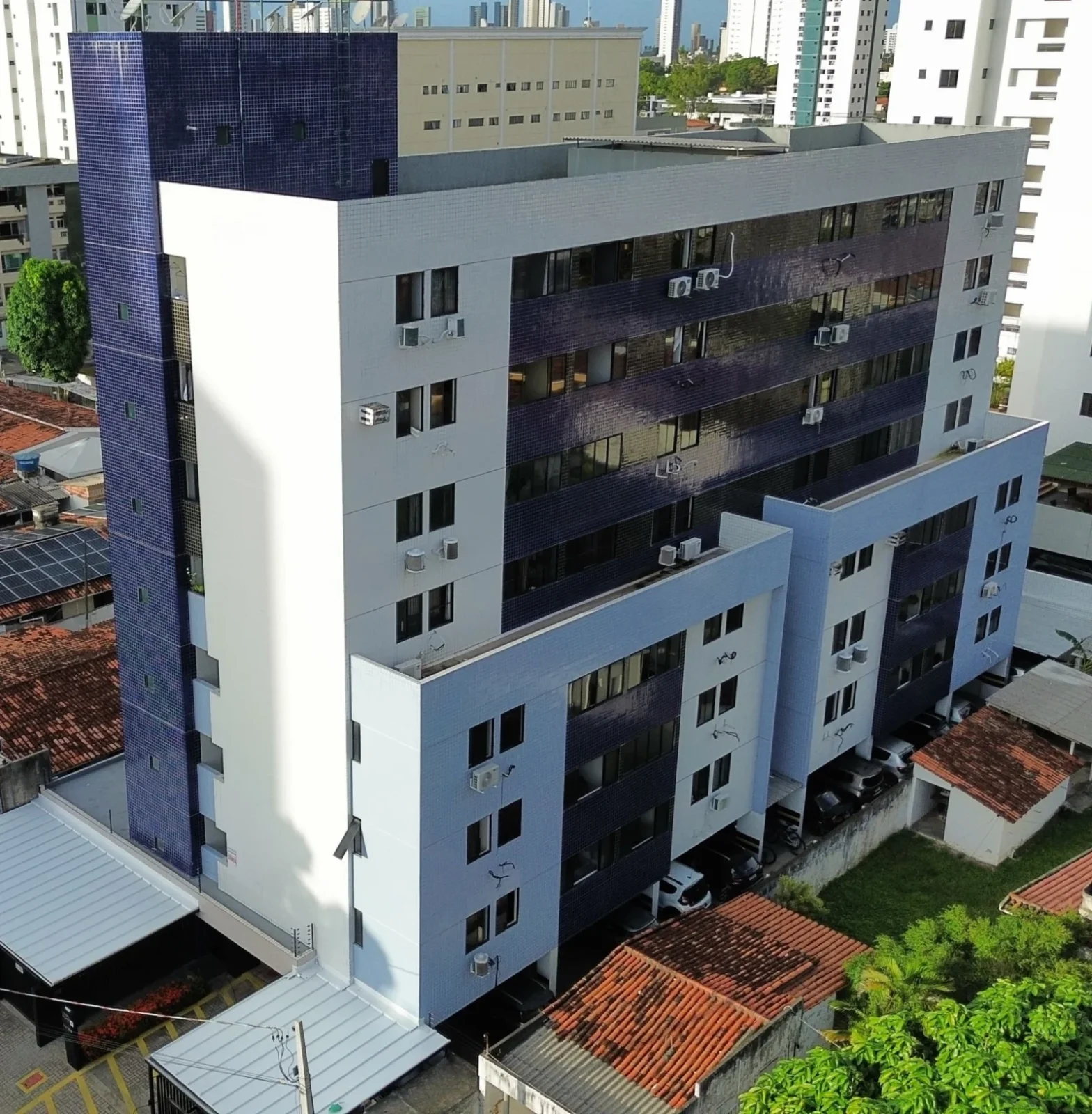 ALUGO Apartamento no Expedicionários com 2 Quartos, Elevador e Portaria R$ 2.470,00*
