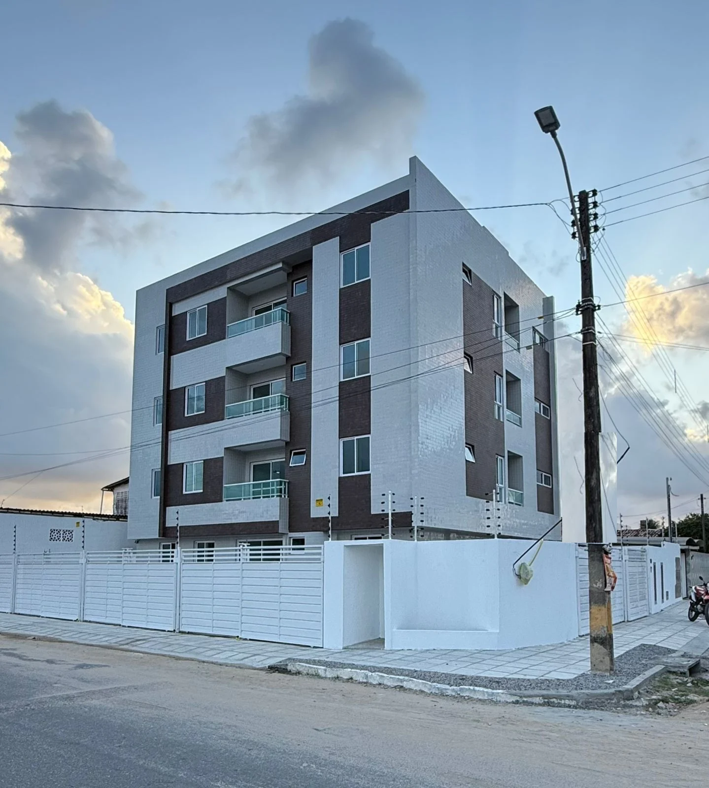 Apartamento no Cidade Verde/Mangabeira com 2 Quartos, Piscina