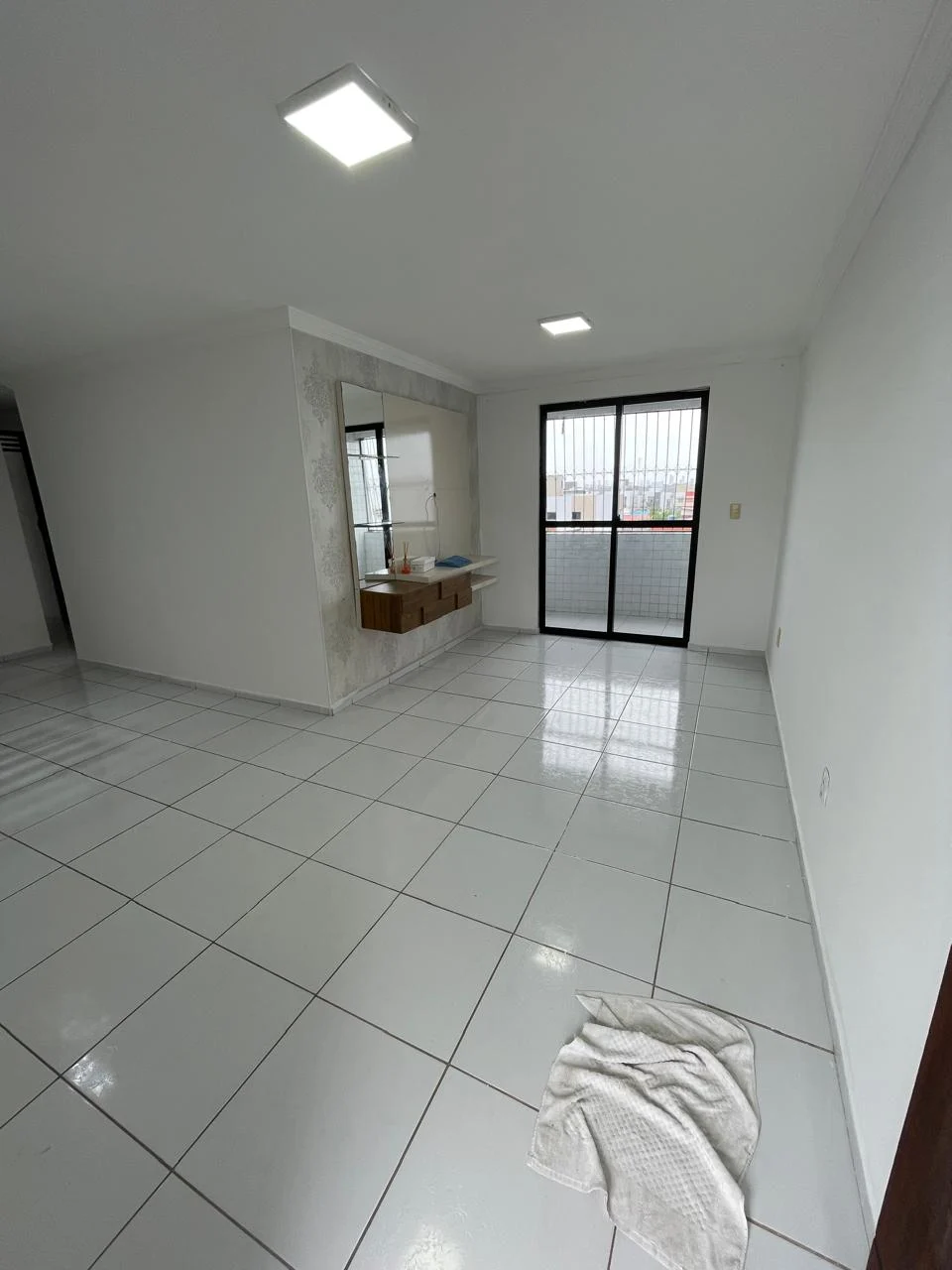 Apartamento no Jardim Cidade Universitária com 3 Quartos sendo 1 Suíte, 80m²