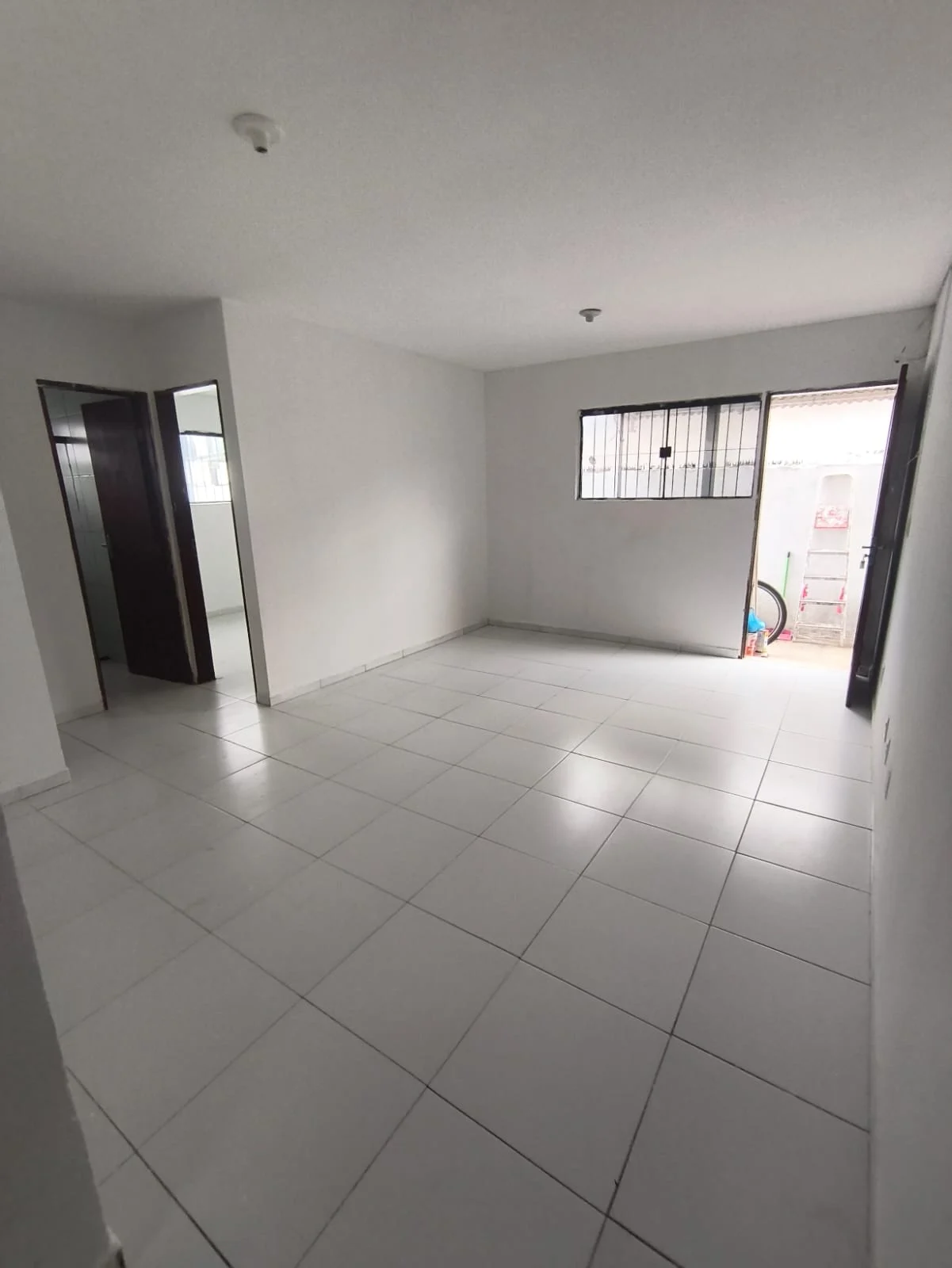 Apartamento Térreo com Área no Colinas do Sul/Gramame 2 Quartos