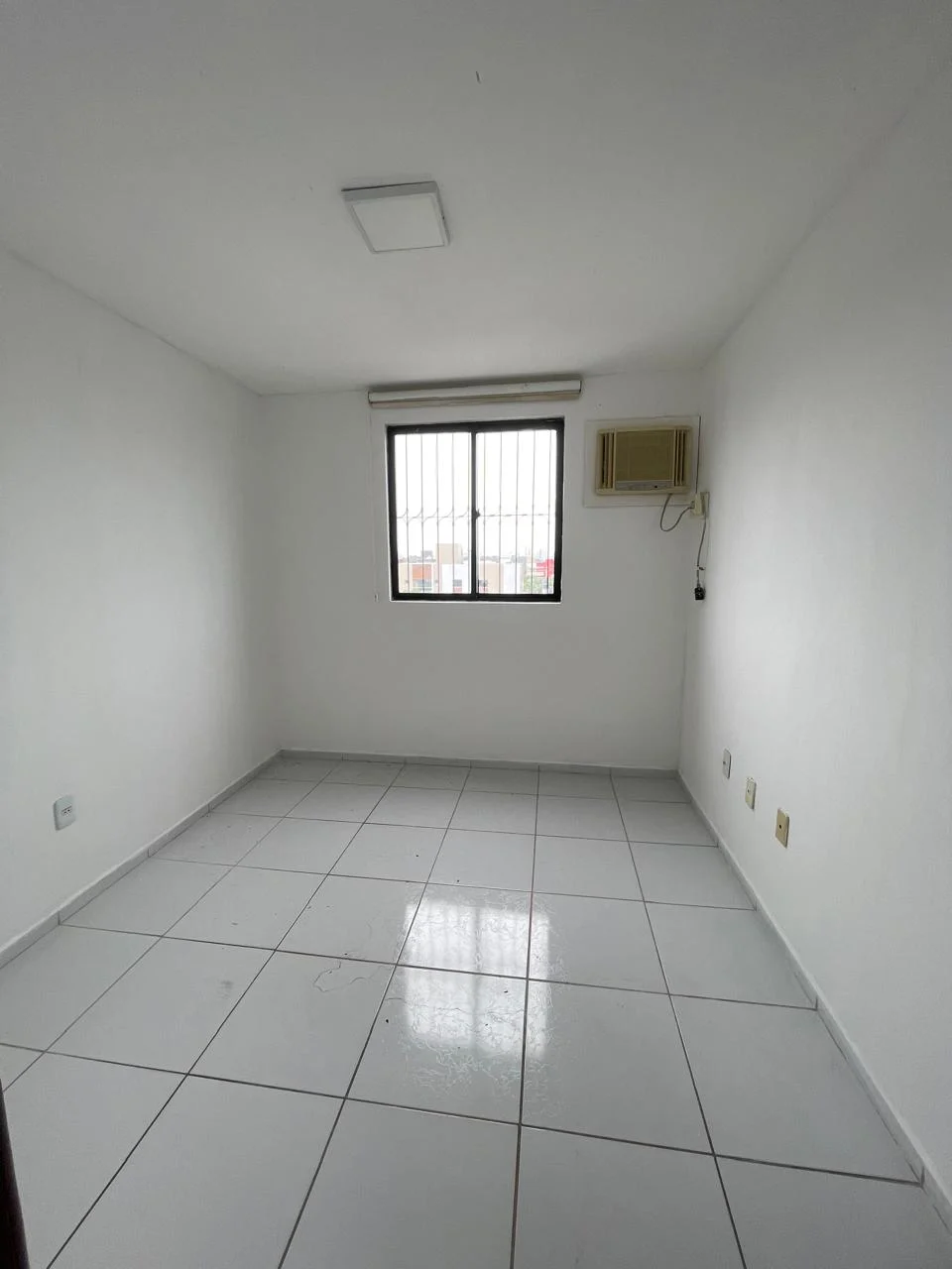 Apartamento no Jardim Cidade Universitária com 3 Quartos sendo 1 Suíte, 80m²