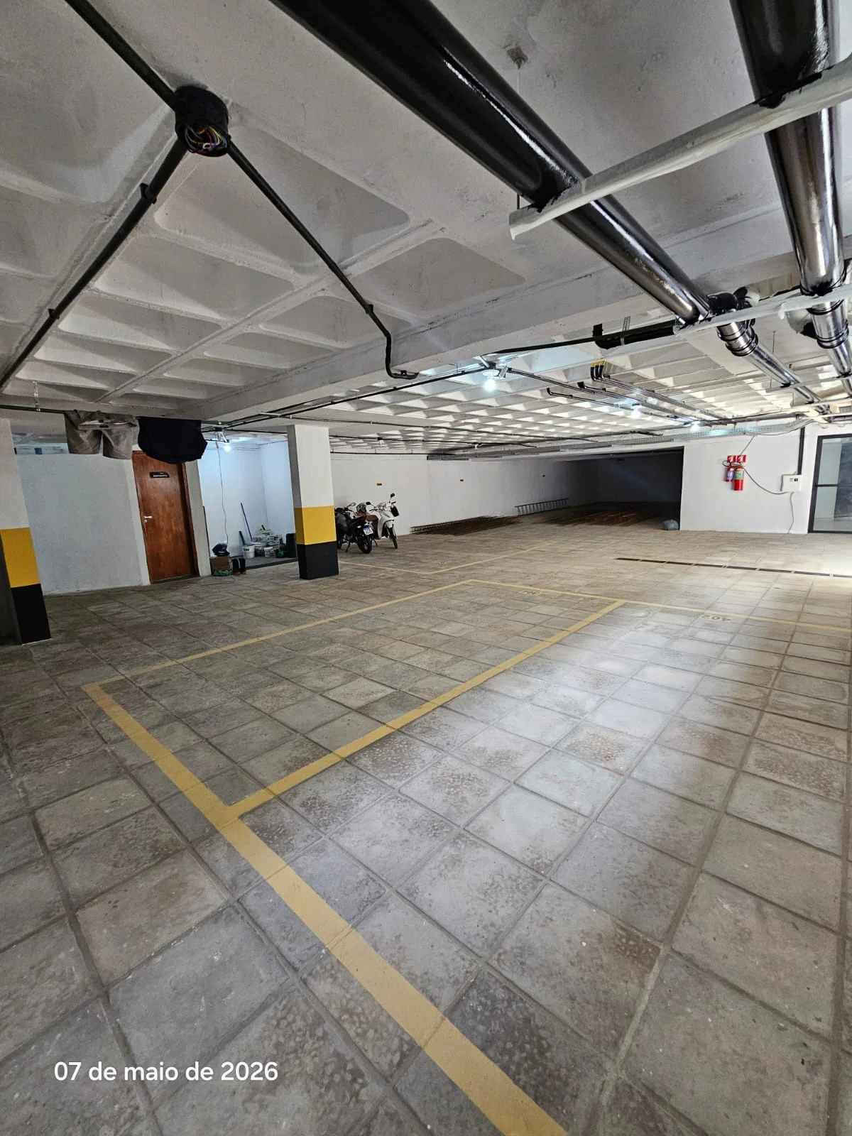 Apartamento Novo com 2 Quartos sendo 1 Suíte nos Bancários, Elevador e Piscina