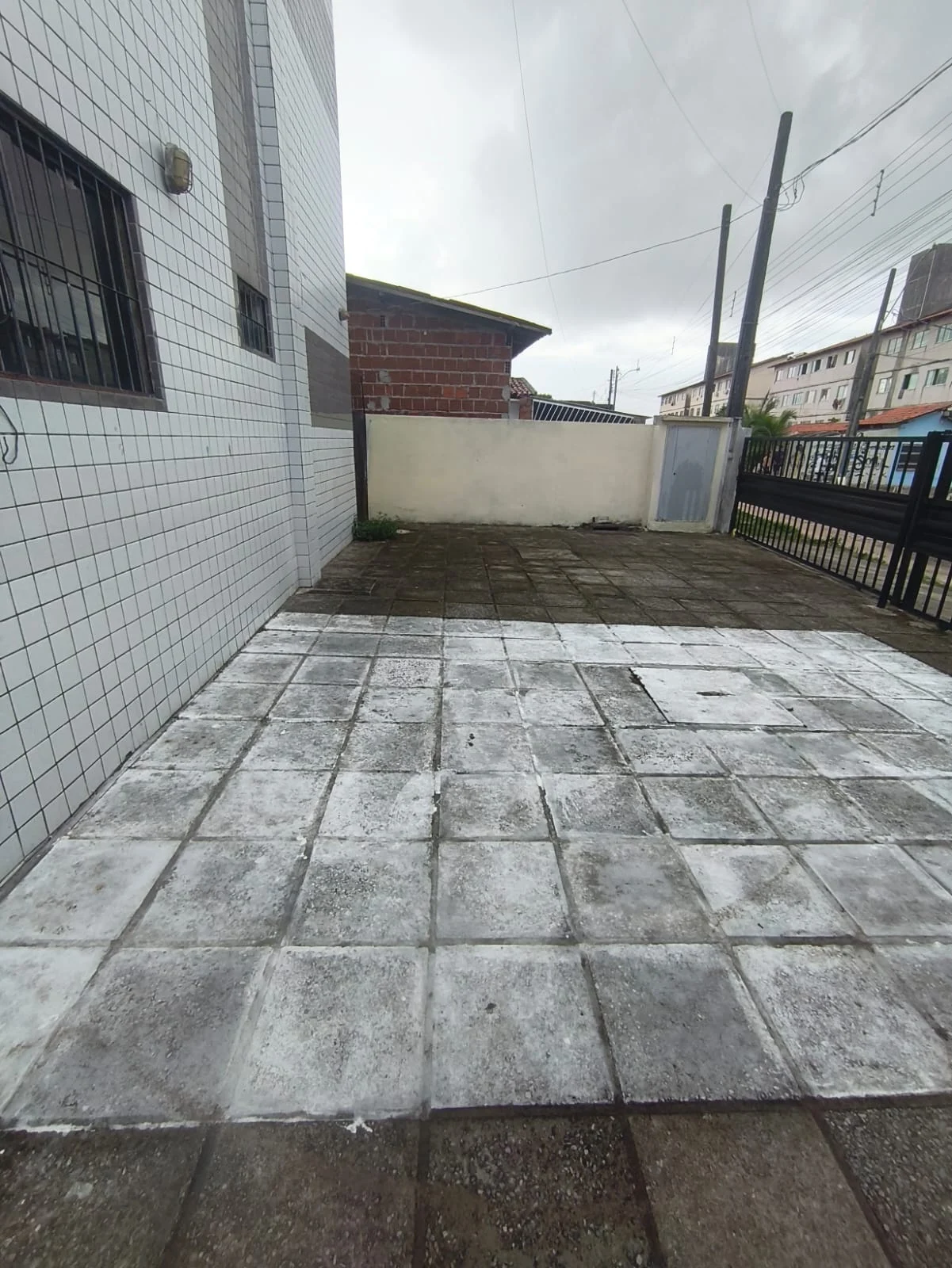 Apartamento Térreo com Área no Colinas do Sul/Gramame 2 Quartos