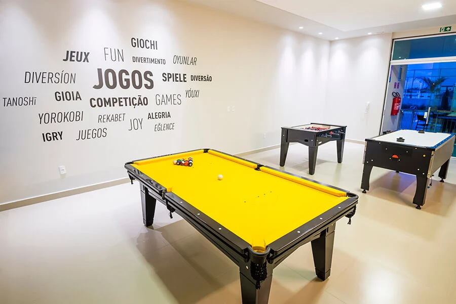 Excelente Casa em Condomínio Fechado com 3 Quartos sendo 1 Suíte Master, Piscina e Lazer Completo