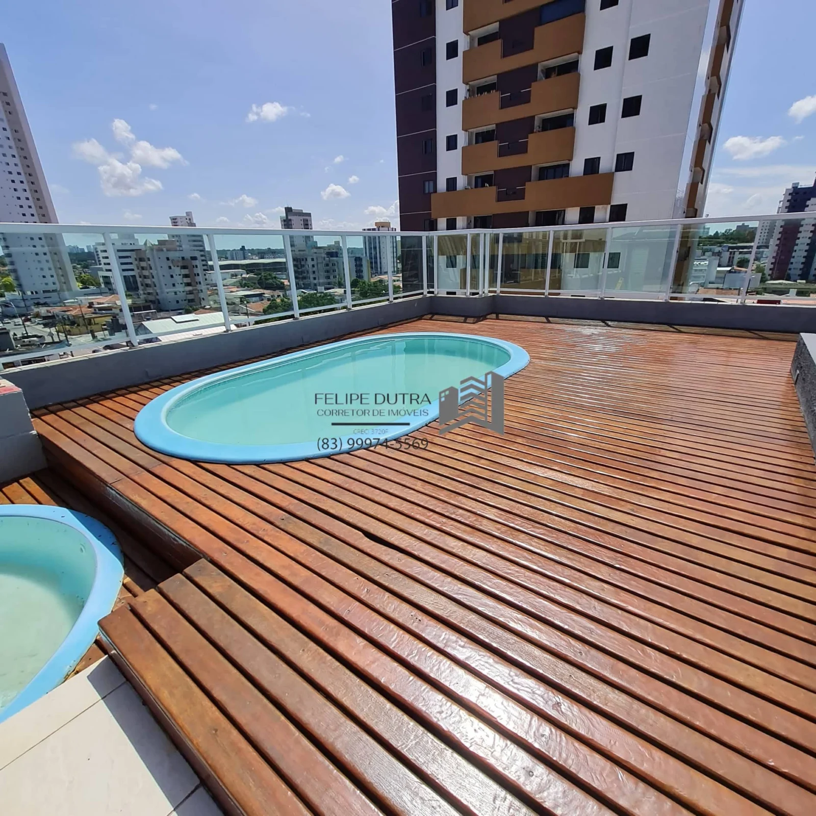 Apartamento no Miramar com 2 Quartos sendo 1 Suíte, Elevador e Piscina, Próximo a Epitácio