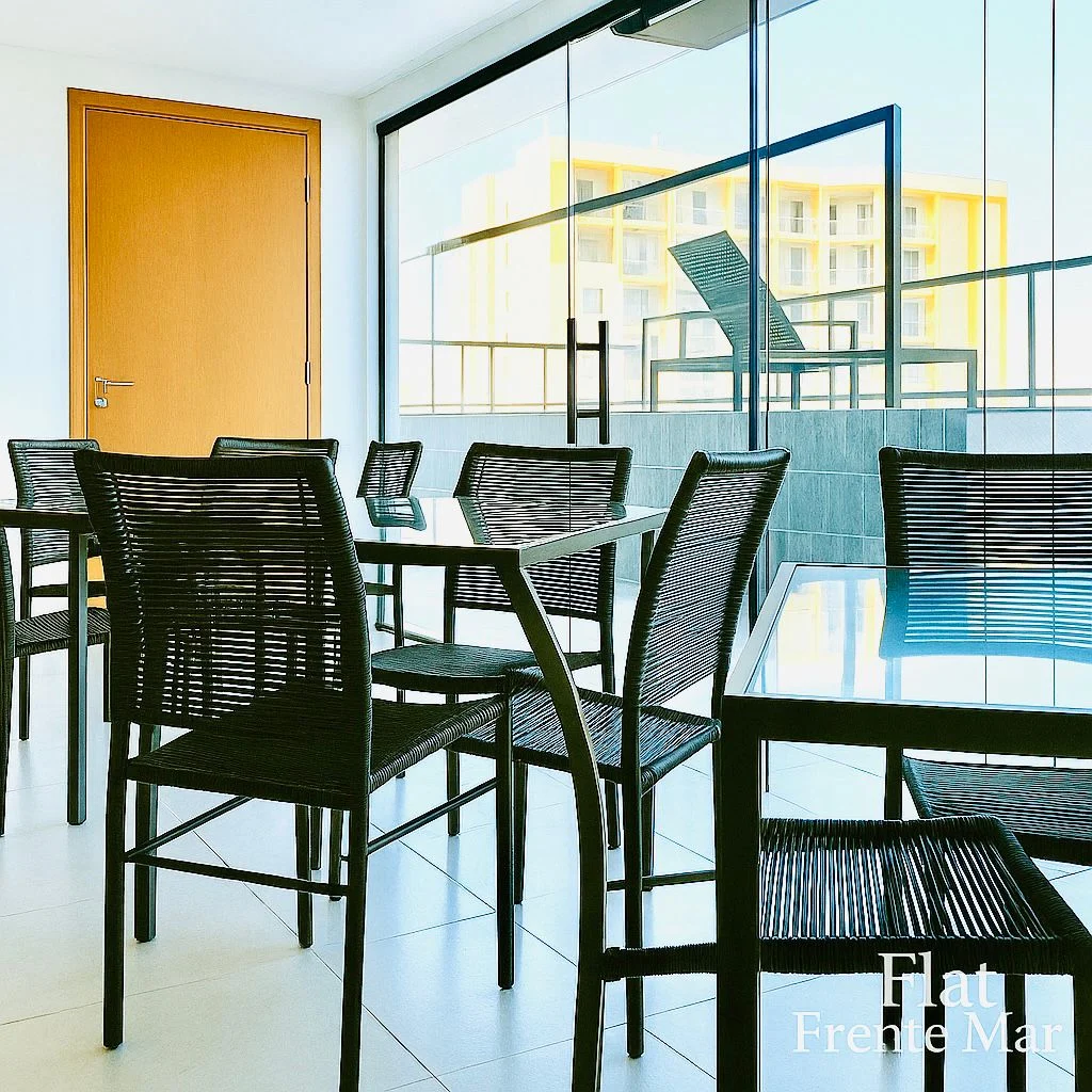 ALUGO Flat Mobiliado em Intermares com Elevador e Piscina R$ 2.780,00*