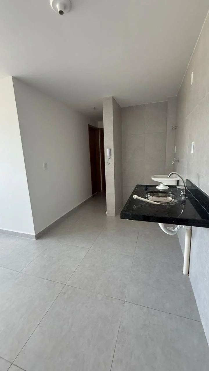 Apartamento no Cidade Verde/Mangabeira com 2 Quartos, Piscina