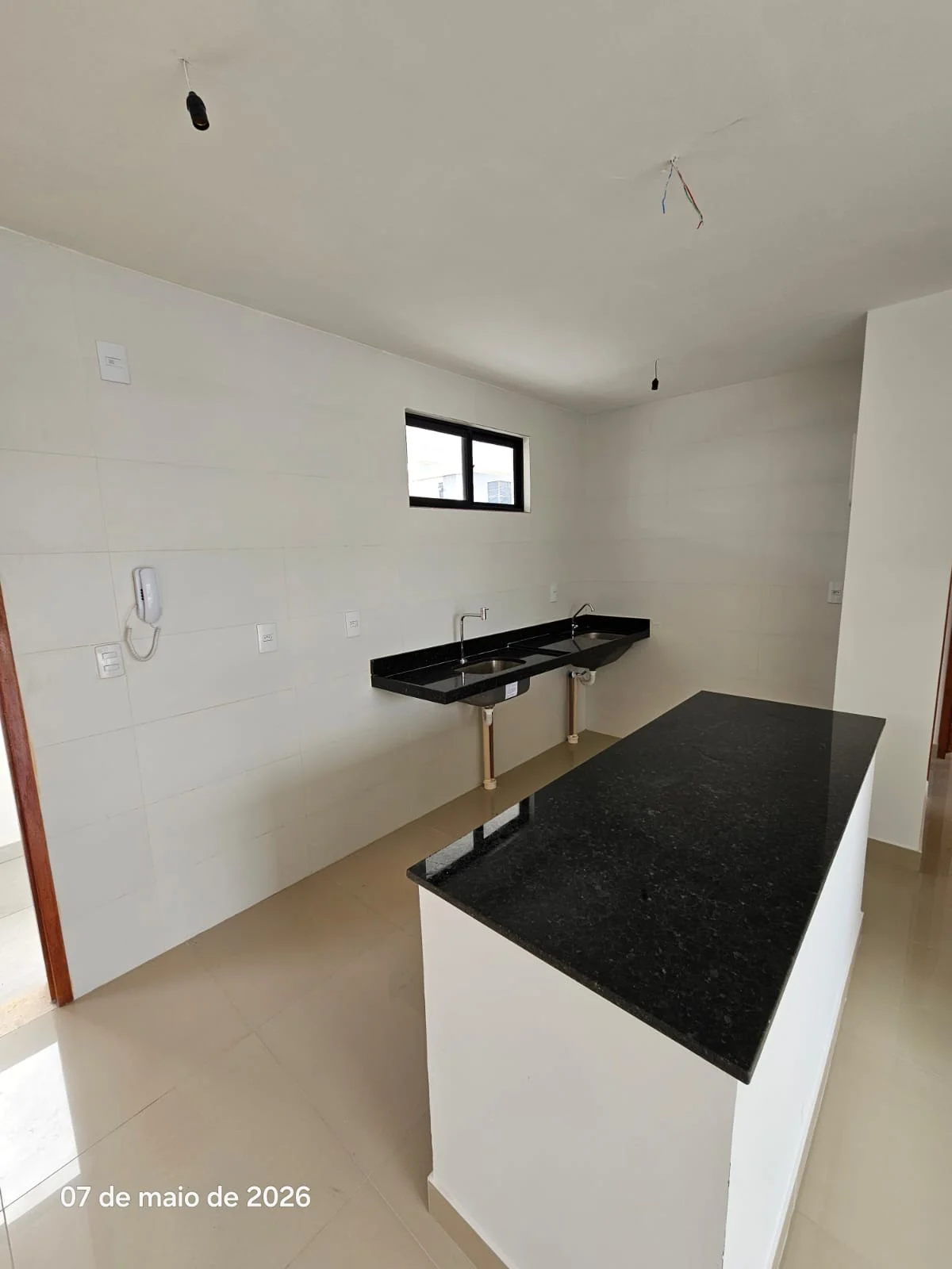 Apartamento Novo com 2 Quartos sendo 1 Suíte nos Bancários, Elevador e Piscina