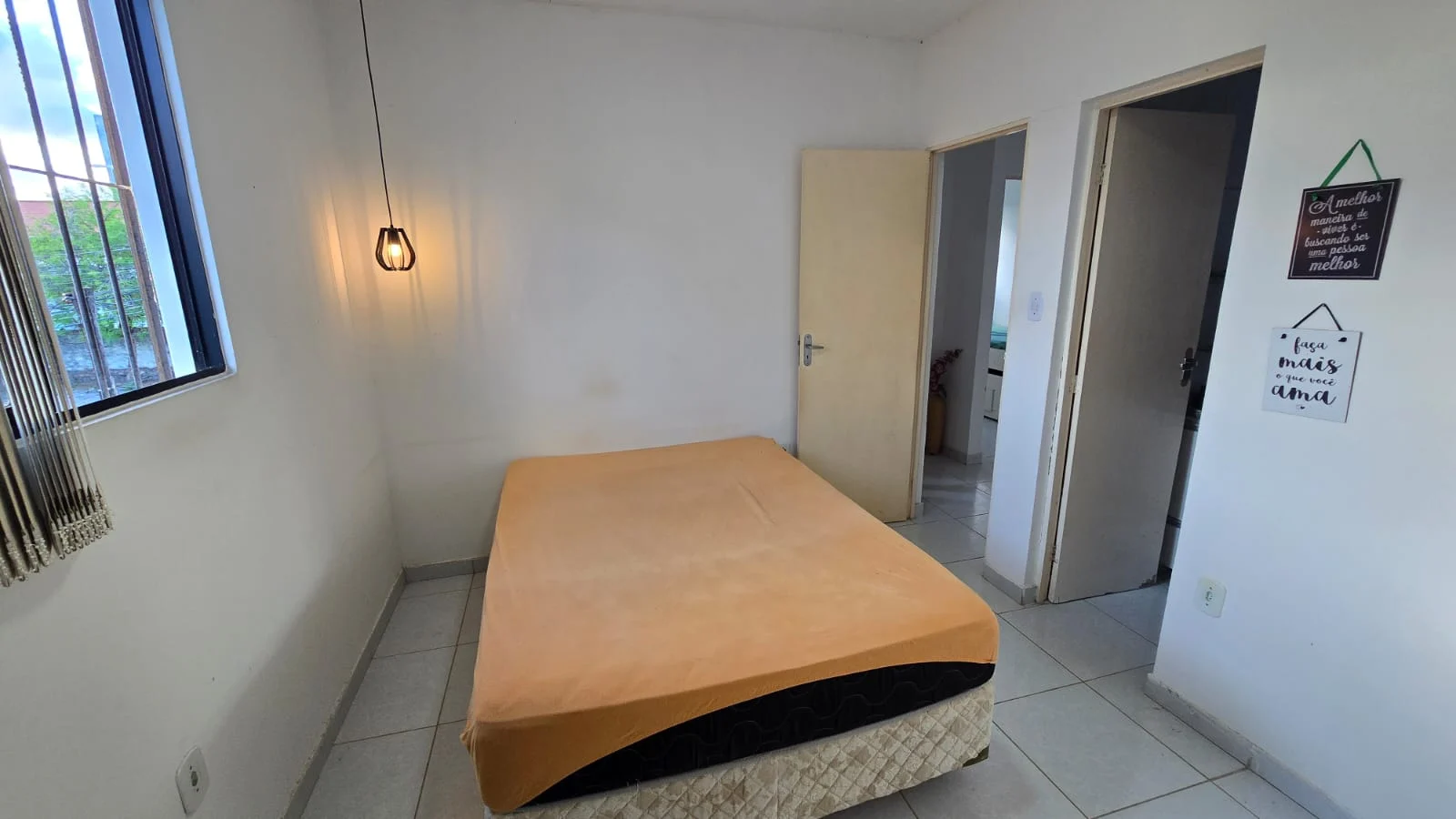 Casa Duplex no José Américo com 3 Quartos sendo 1 Suíte