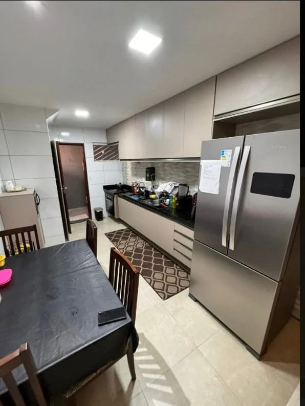 Apartamento Térreo com Área nos Jardim Cidade Universitária/Bancários com 3 Quartos sendo 2 Suítes com Piscina