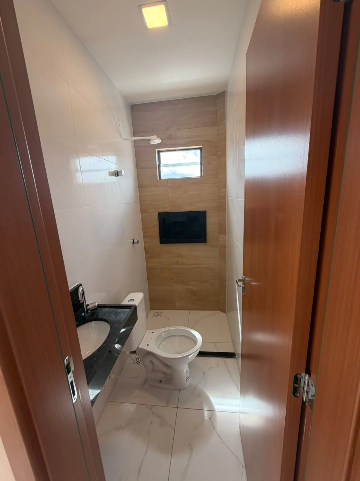 Apartamento em Nova Mangabeira/Paratibe 2 Quartos sendo 1 Suíte
