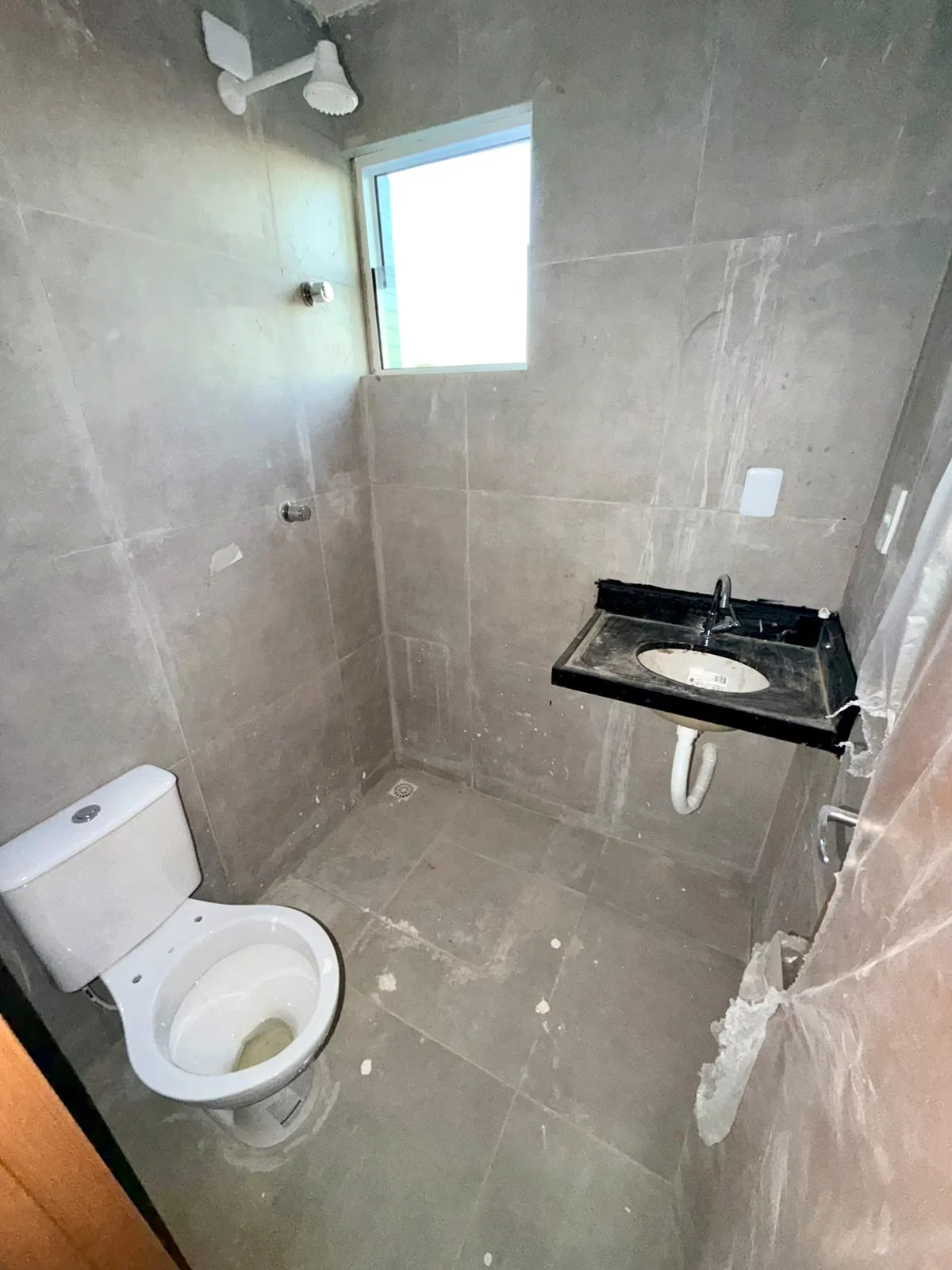Apartamento em Mangabeira com 2 Quartos sendo 1 Suíte