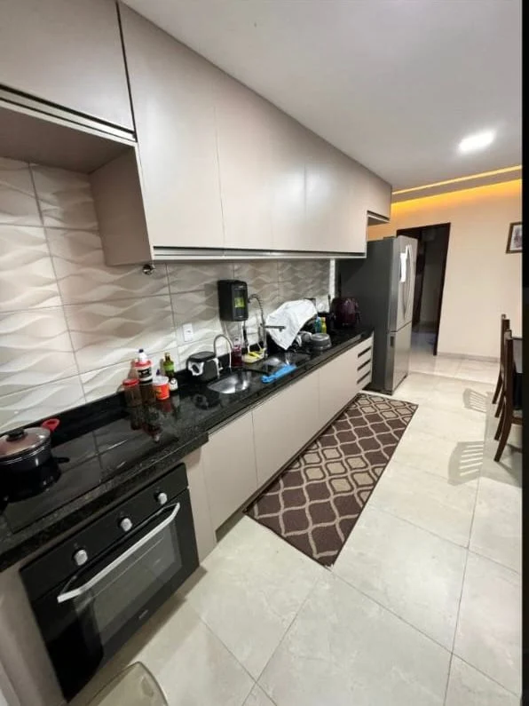 Apartamento Térreo com Área nos Jardim Cidade Universitária/Bancários com 3 Quartos sendo 2 Suítes com Piscina