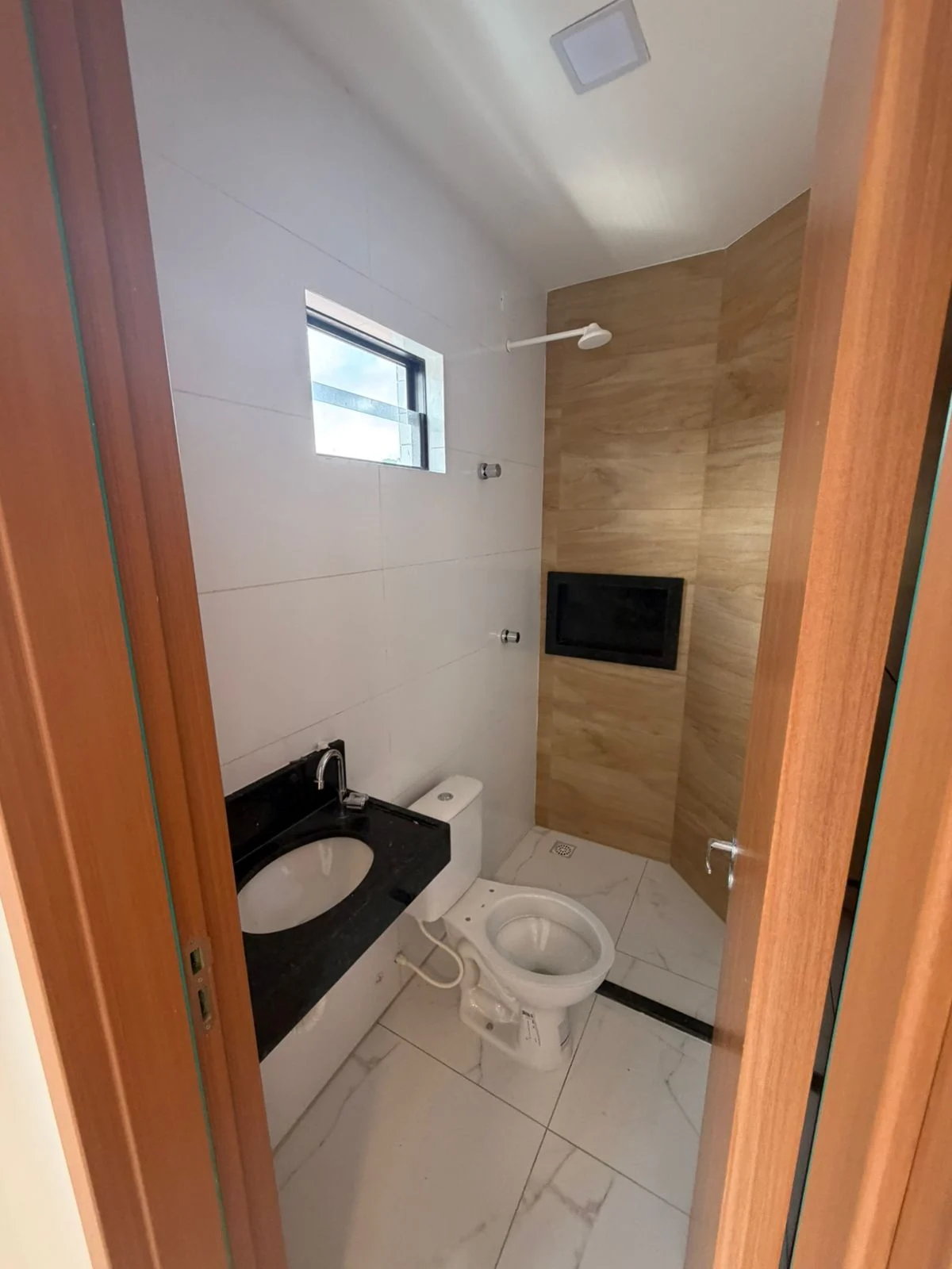 Apartamento em Nova Mangabeira/Paratibe 2 Quartos sendo 1 Suíte