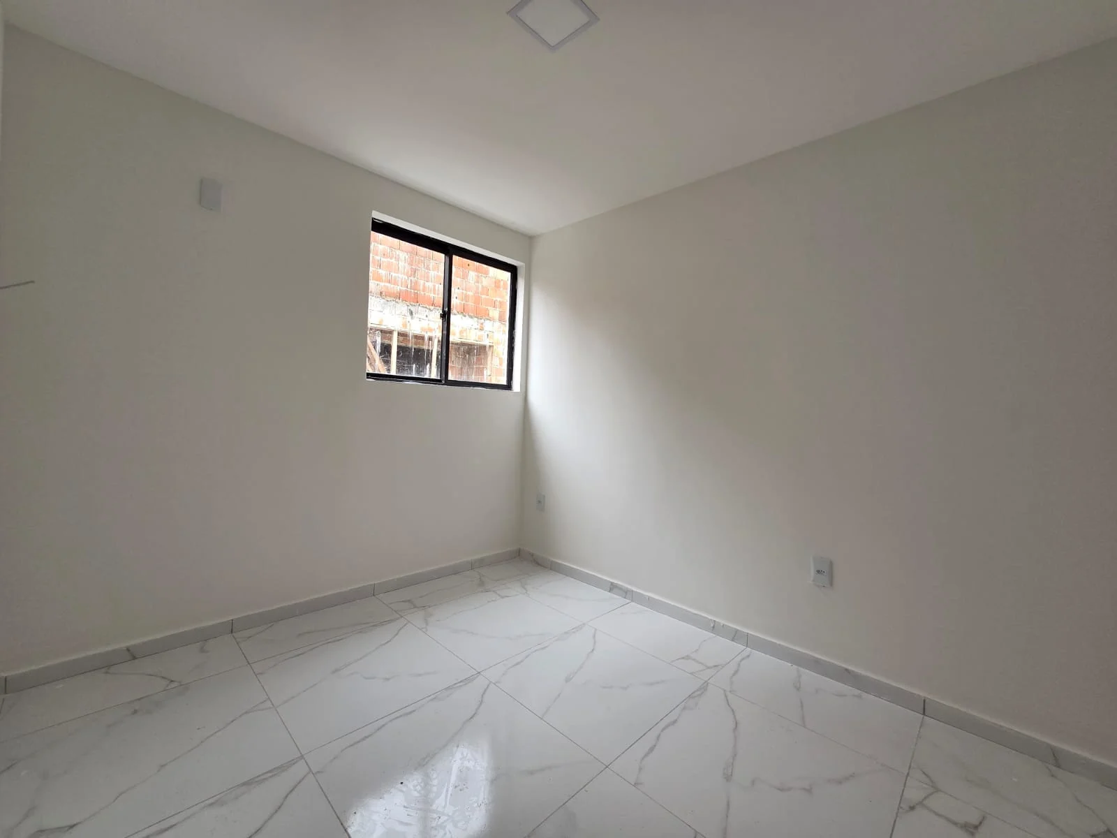 Apartamento no Bairro das Industrias com 2 Quartos