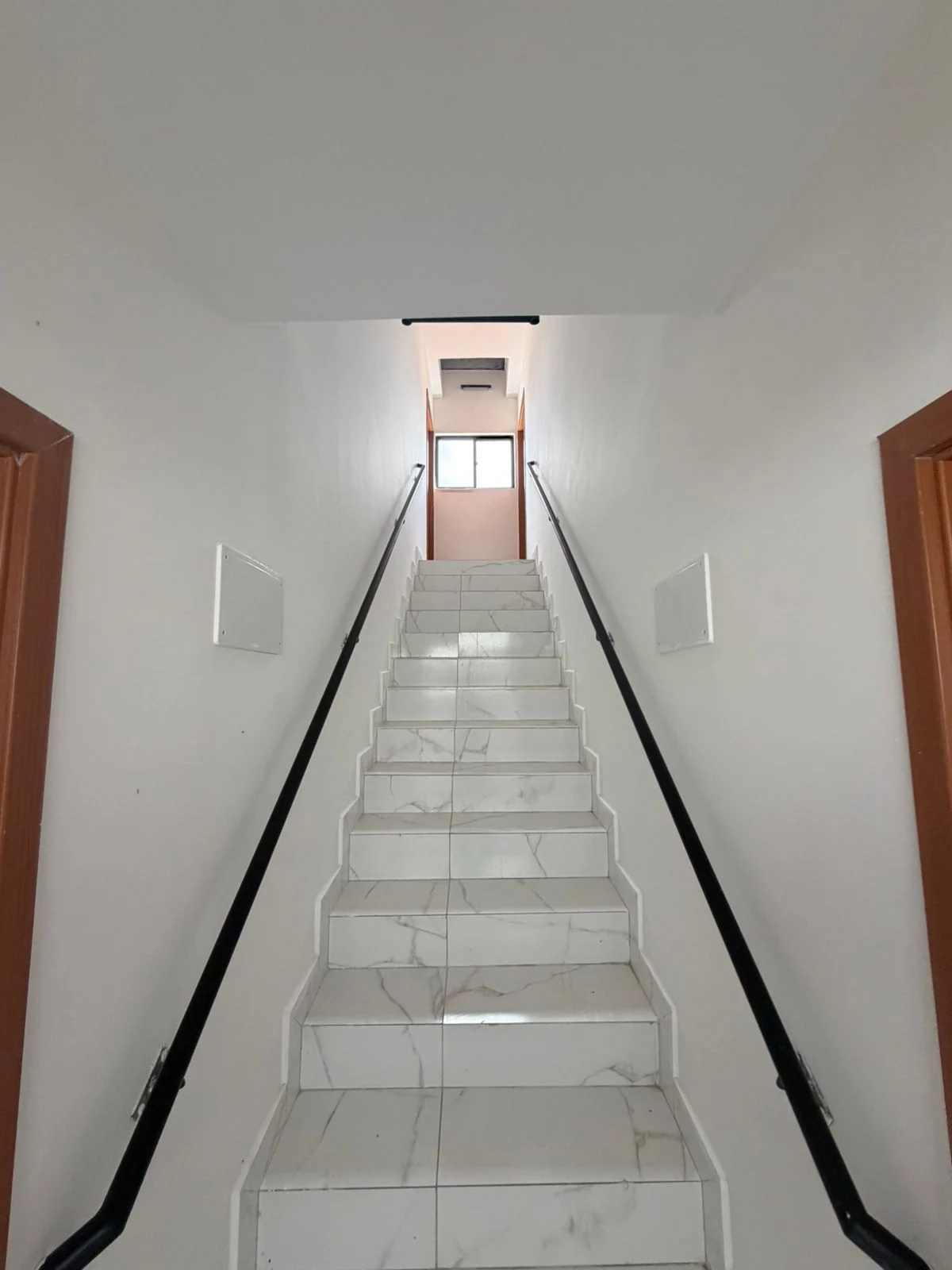 Apartamento em Nova Mangabeira/Paratibe 2 Quartos sendo 1 Suíte
