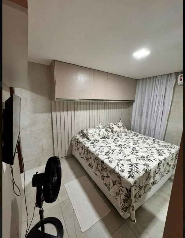 Apartamento Térreo com Área nos Jardim Cidade Universitária/Bancários com 3 Quartos sendo 2 Suítes com Piscina