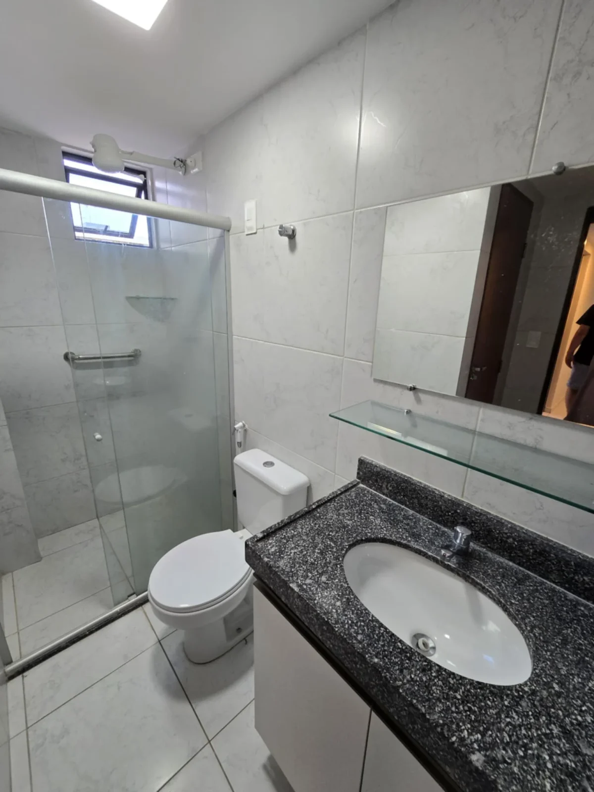 ALUGO Apartamento no Expedicionários com 2 Quartos, Elevador e Portaria R$ 2.470,00*