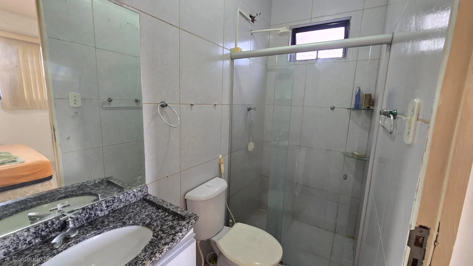 Casa Duplex no José Américo com 3 Quartos sendo 1 Suíte
