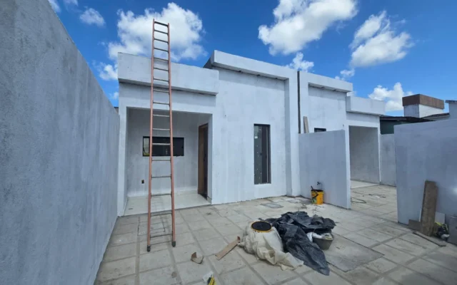 Casa no Bairro das Industrias com 2 Quartos sendo 1 Suíte
