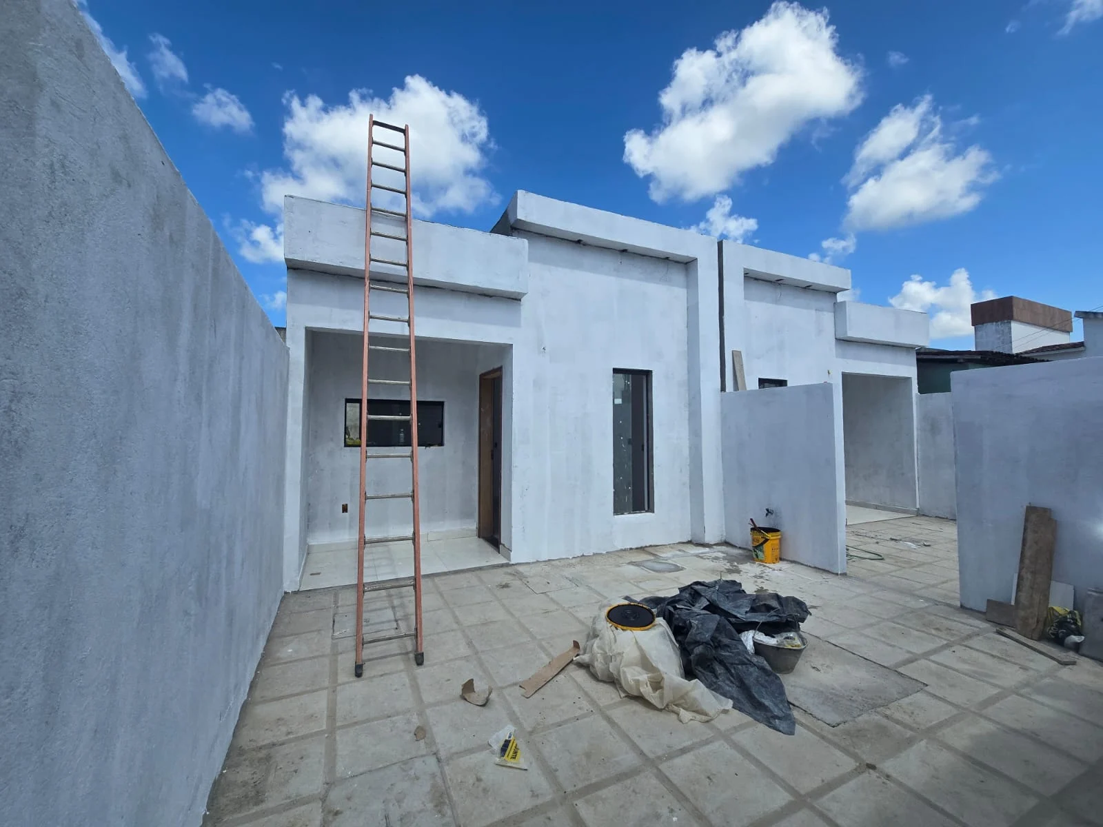 Casa no Bairro das Industrias com 2 Quartos sendo 1 Suíte