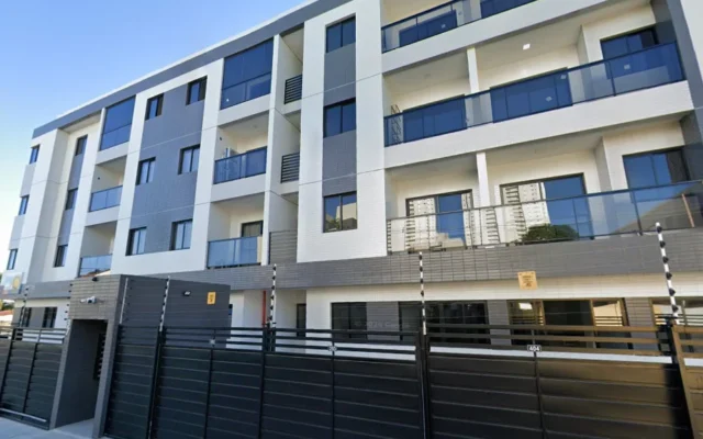 Apartamento Térreo com Área no Altiplano 3 Quartos sendo 1 Suíte