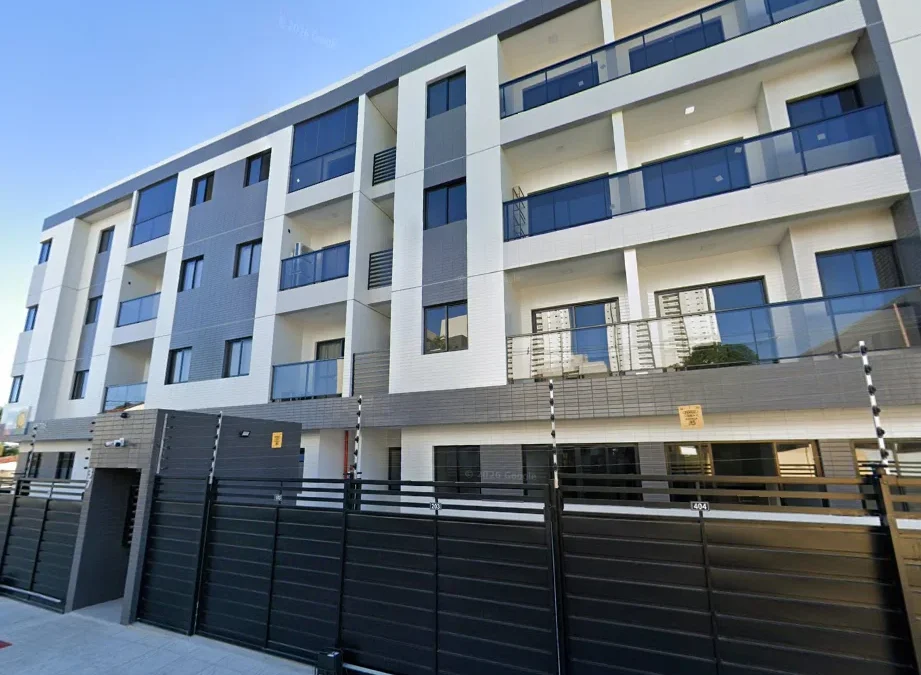 Apartamento Térreo com Área no Altiplano 3 Quartos sendo 1 Suíte