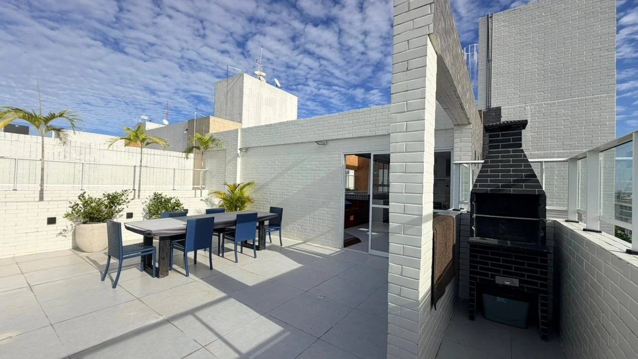 Cobertura Duplex em Intermares com 2 Quartos sendo 1 Suíte, Elevador e Lazer