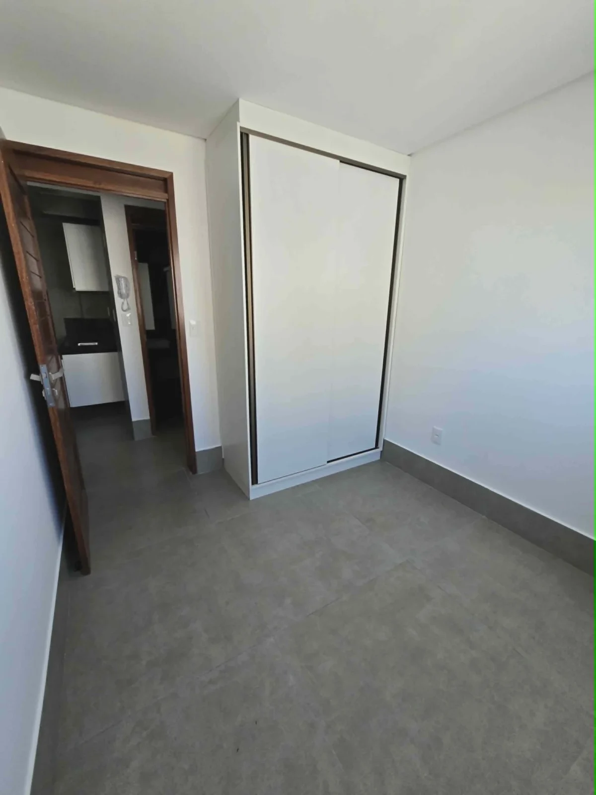 ALUGO Apartamento no Bessa com 3 Quartos sendo 1 Suíte, Elevador e Lazer, Próximo do Mar R$ XX00,00*