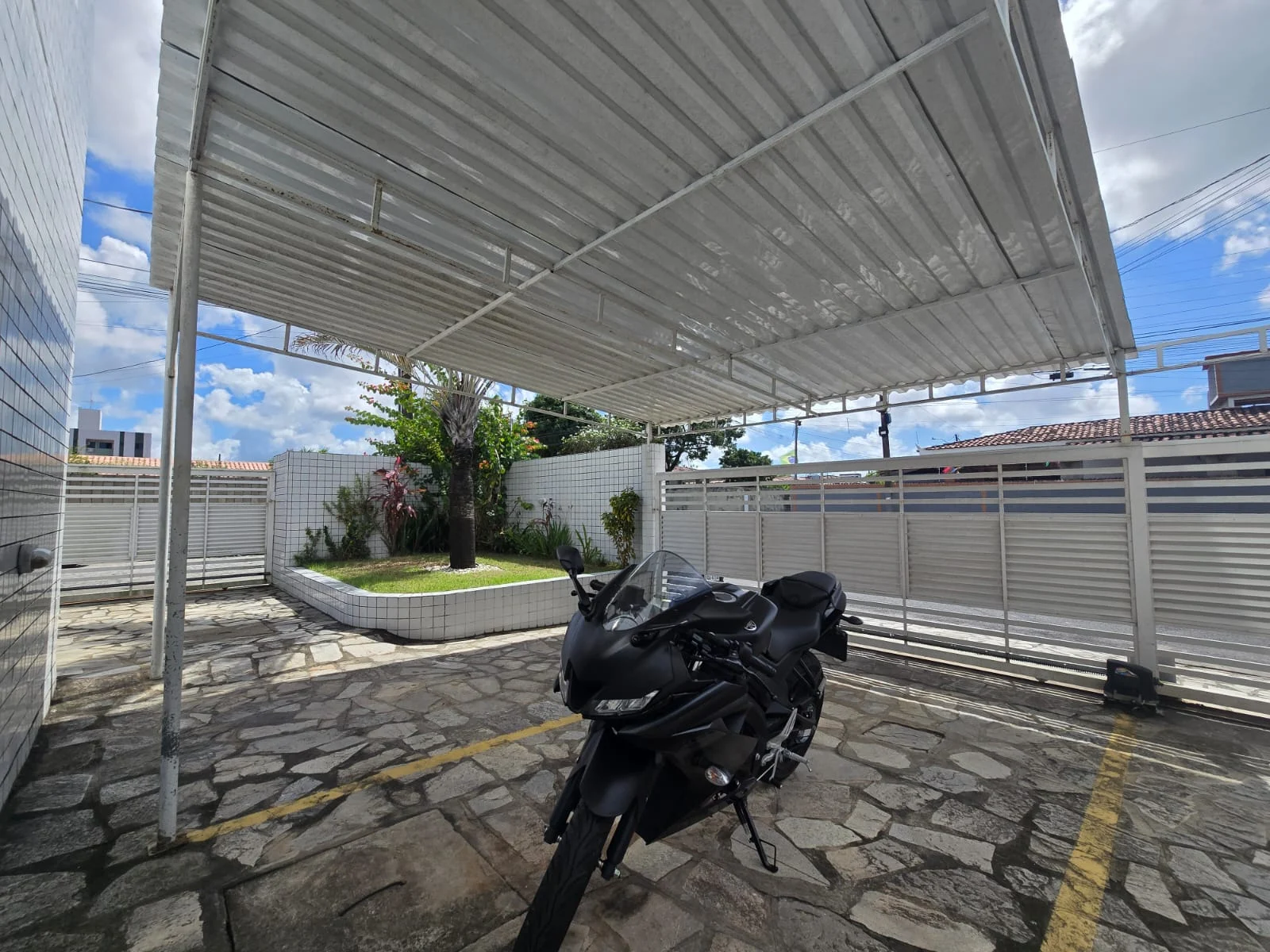 Apartamento no Cristo com 2 Quartos sendo 1 Suíte