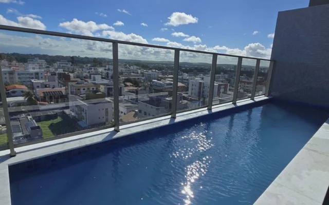 ALUGO Apartamento no Bessa com 3 Quartos sendo 1 Suíte, Elevador e Lazer, Próximo do Mar R$ XX00,00*