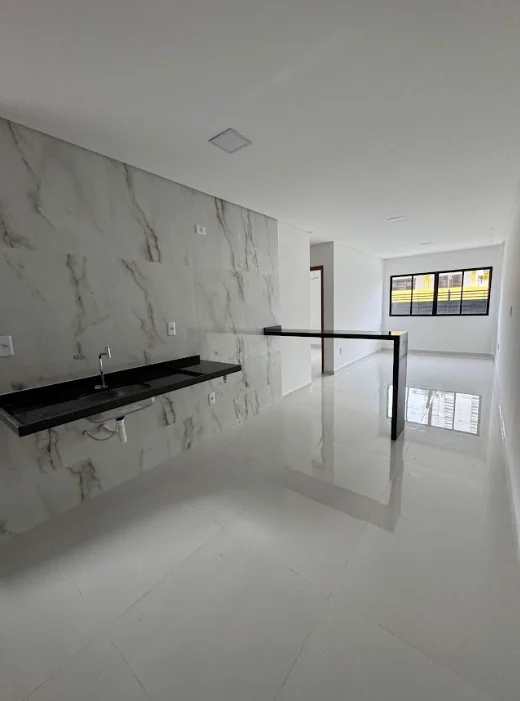 Apartamento Térreo com Área no Altiplano 3 Quartos sendo 1 Suíte