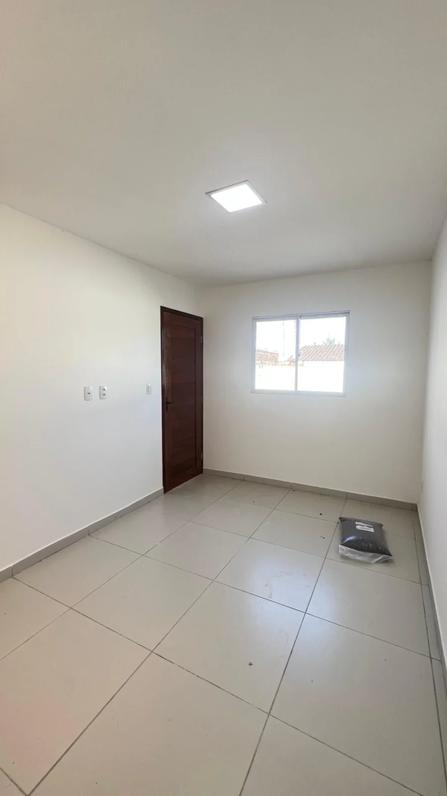 Casa no Bairro das Industrias com 2 Quartos sendo 1 Suíte